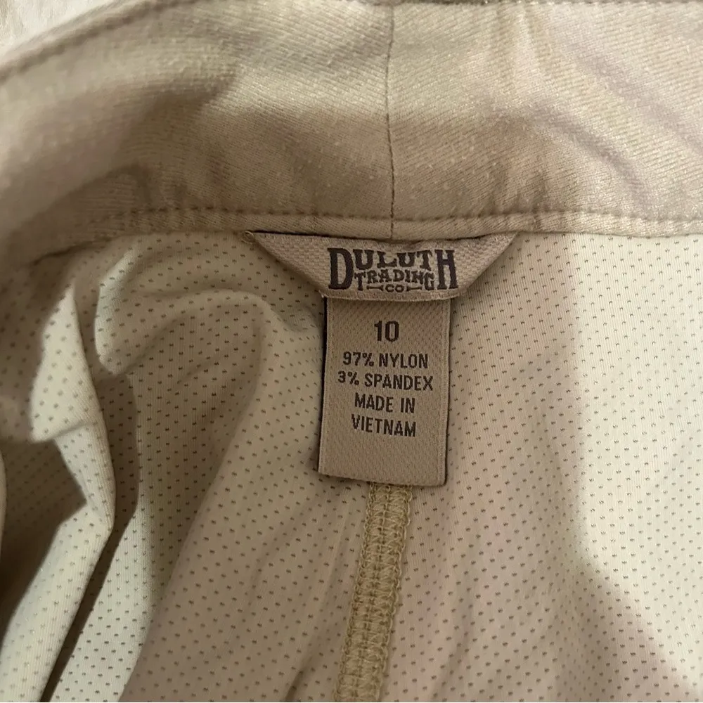 Duluth trading co tan dry on the fly skort size 10 - Image 5