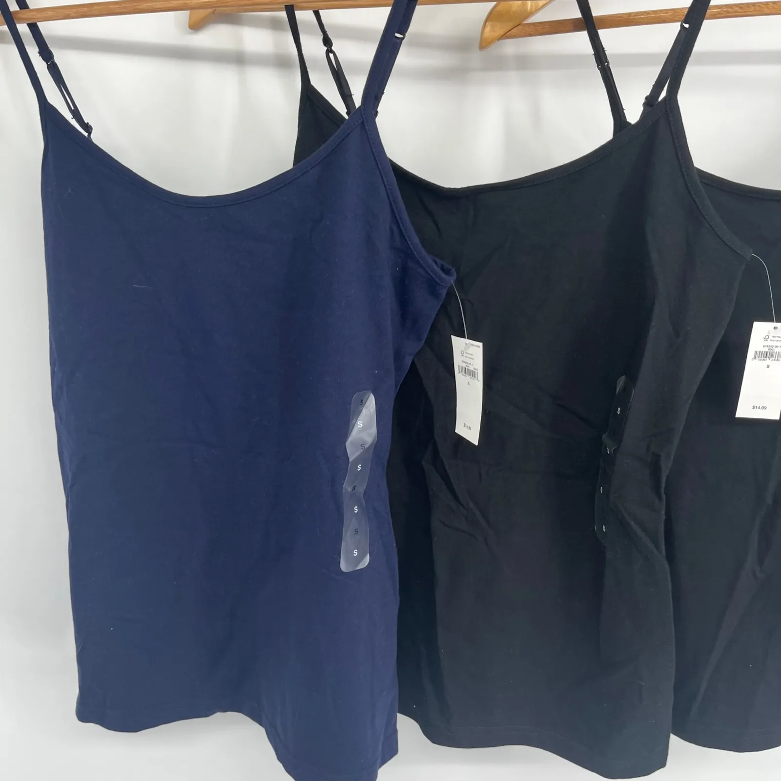 GAP Women's Camisole Tank Tops Navy Black Size Small Set of 3 NWT - Image 2