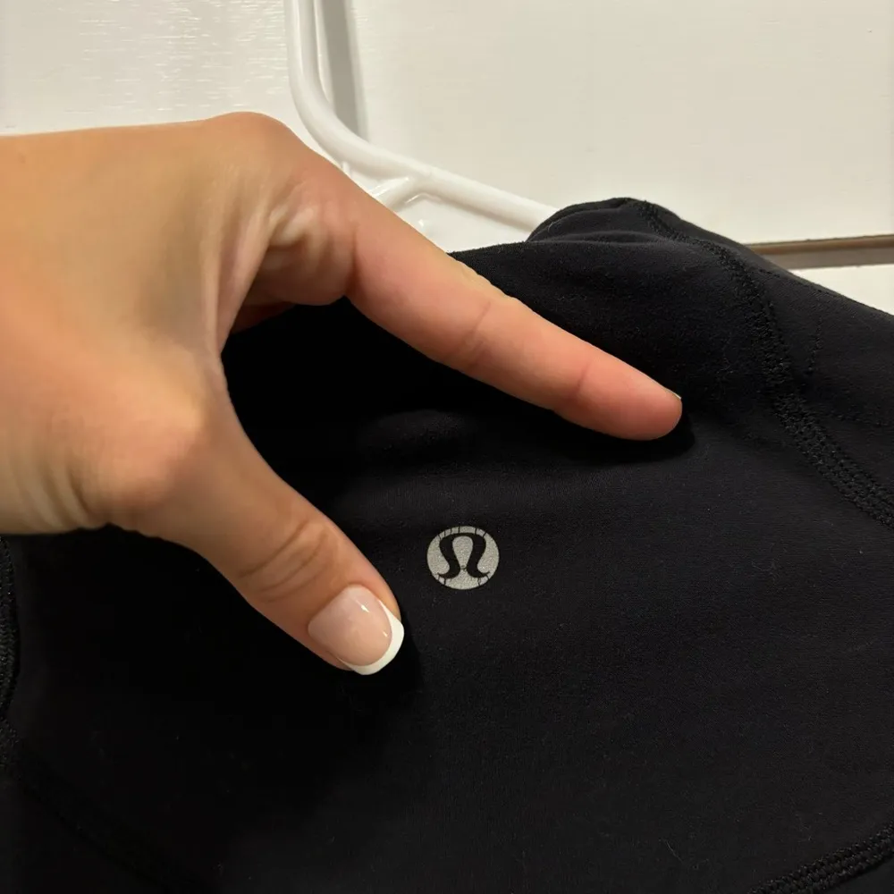 Lululemon Black Half Zip Pullover - Image 8