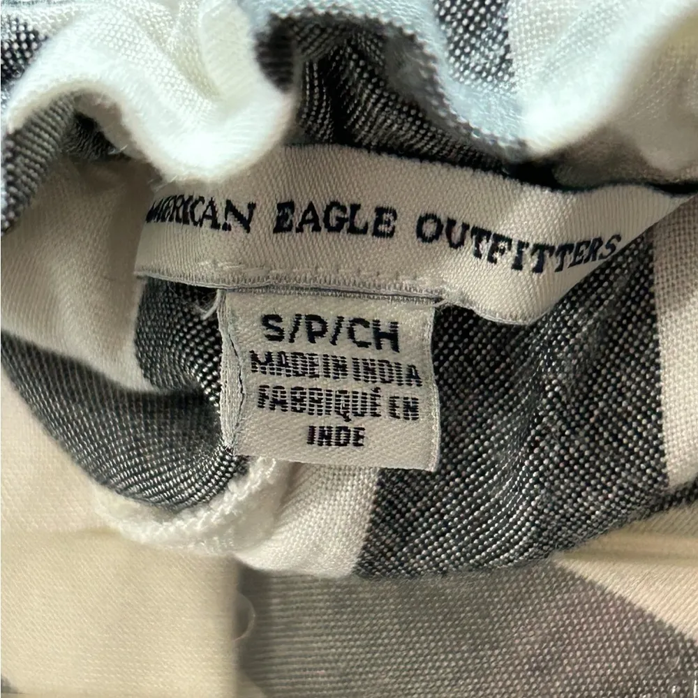 American Eagle Outfitters Gray and White Striped Paperbag Waist Loose Fit Pants - Image 5