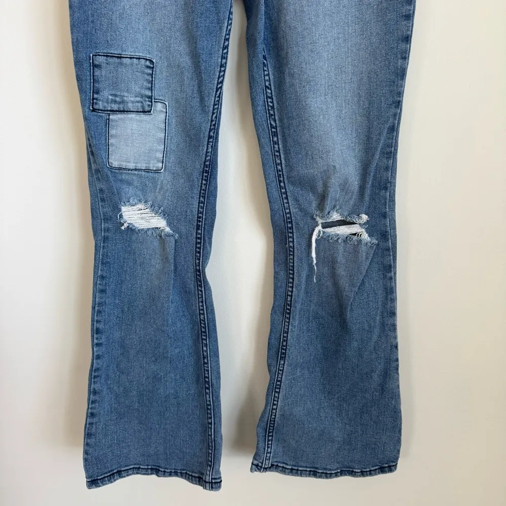 Shyanne Size 30 Distressed Patches Flare Cotton Blend Western Style Jeans - Image 5