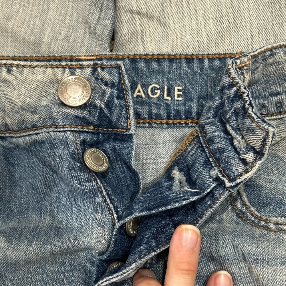 American Eagle Tomgirl Ripped Destroyed Denim Jeans - Image 3