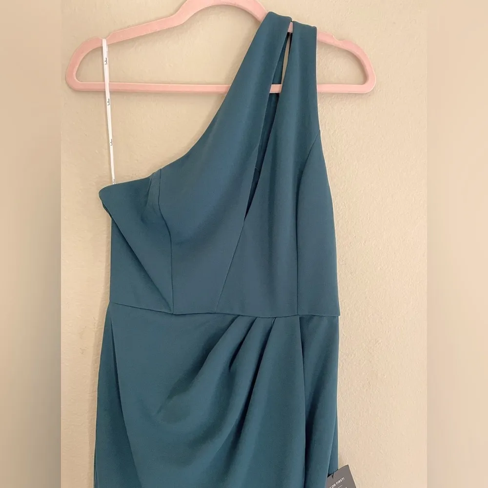Lulus Enchanting Essence Green One-Shoulder Cutout Tulip Dress NWT - Image 7