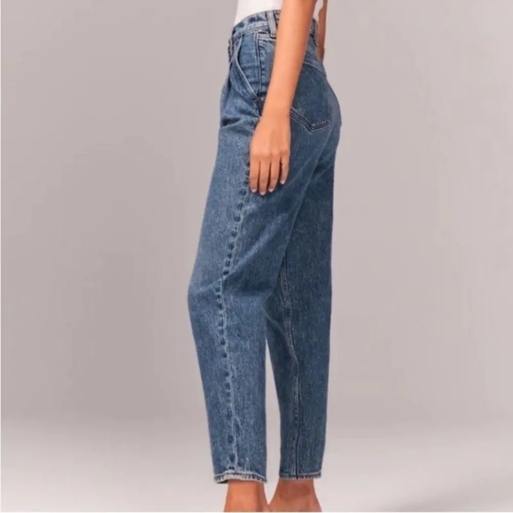 The 80s Mom Jean Ultra High Rise 24 00R - Image 2