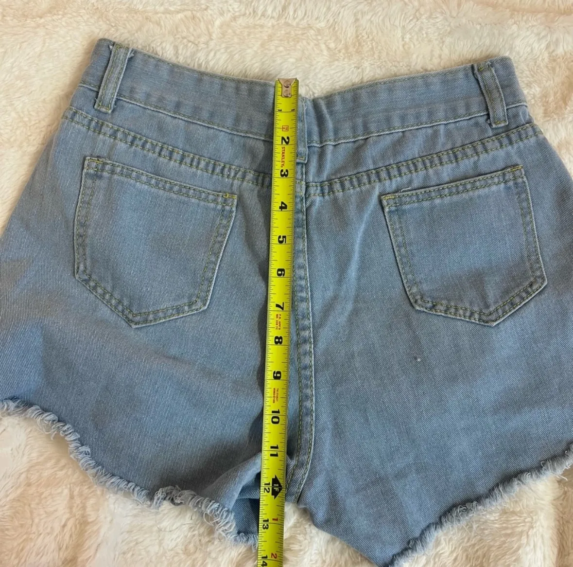 Light Blue Distressed Ripped Denim Y2K Jean Shorts Size 28 - Image 8