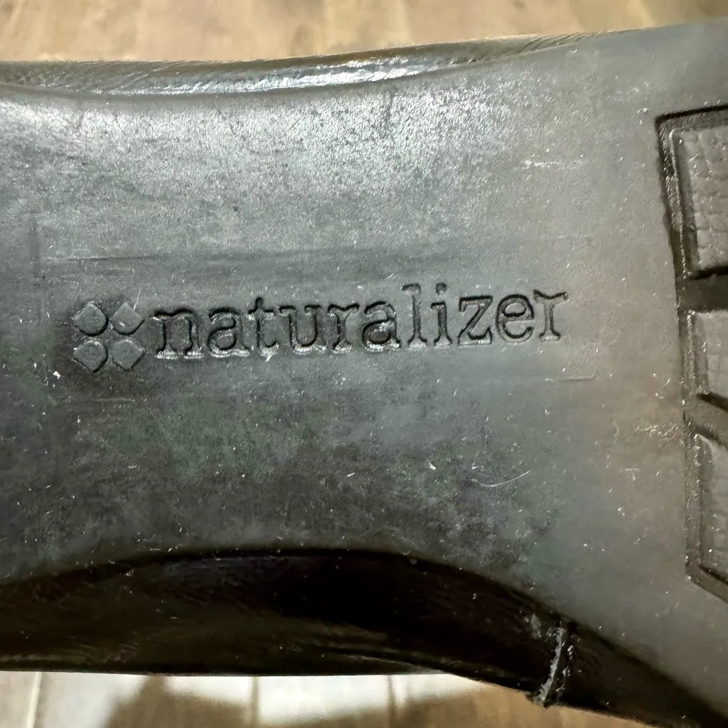 Naturalizer Black Leather Buckle Loafers Size 11 Comfort Slip On Shoes - Image 9