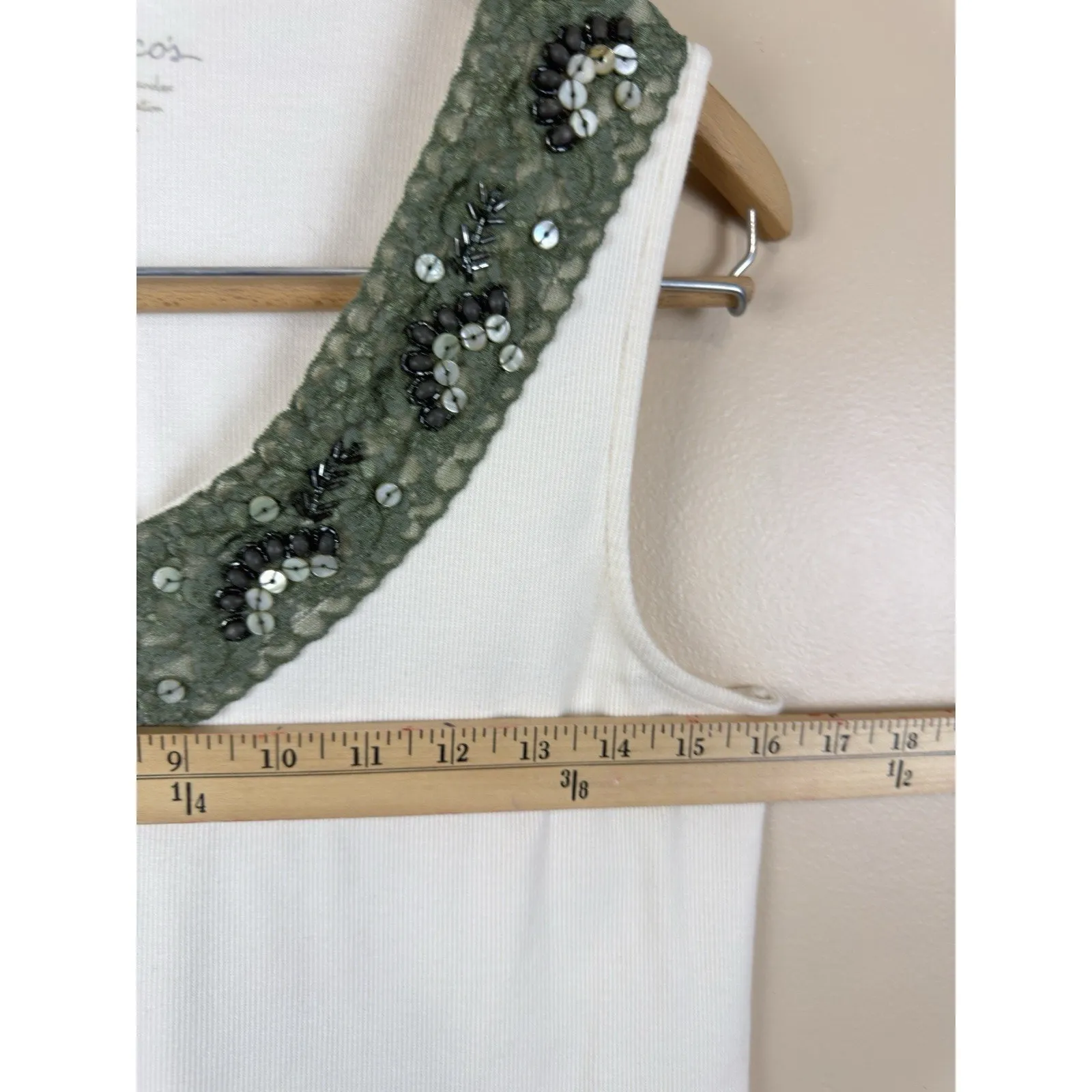 Chico’s Women’s White Ribbed Sleeveless V-Neck Top with Sequin Details Size 2 - Image 9