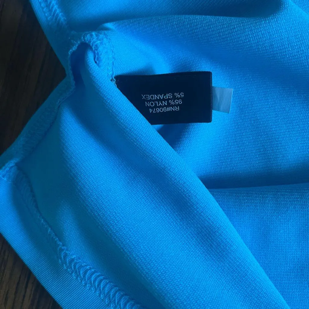 Sleeveless Blue Women's Top - Image 4