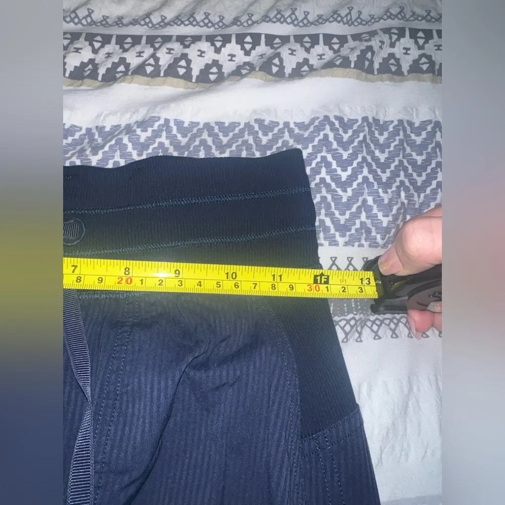 Lululemon dance studio jogger 29” size 0. Navy. - Image 3