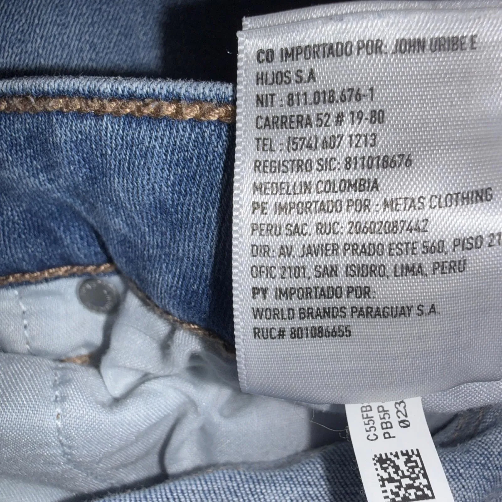 American Eagle Blue Flap Button Pocket Artist Flare Low Rise Stretch Jeans Sz 2 - Image 6