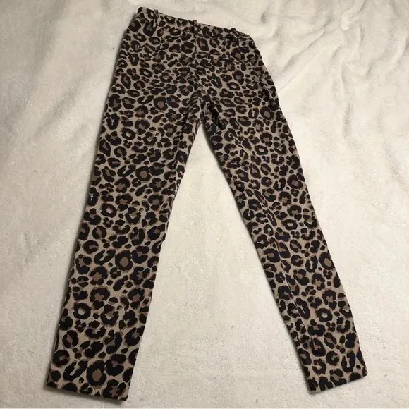 H&M Pants Leopard Print High Waist Tapered Ankle Side Zip Size 2 Good Condition - Image 5