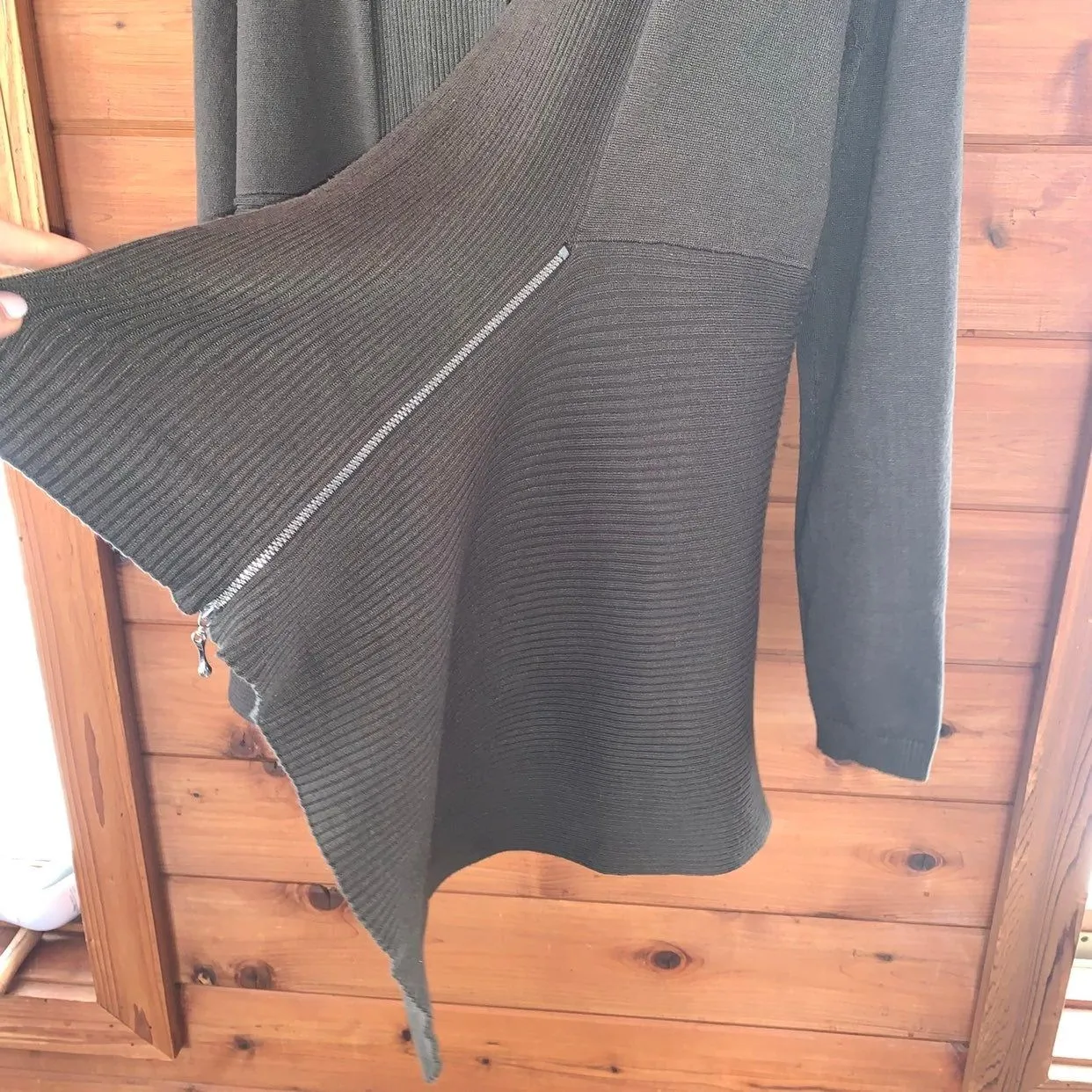 Kate & Mallory  Army Green Zipper Accent Cardigan Size Medium - Image 3