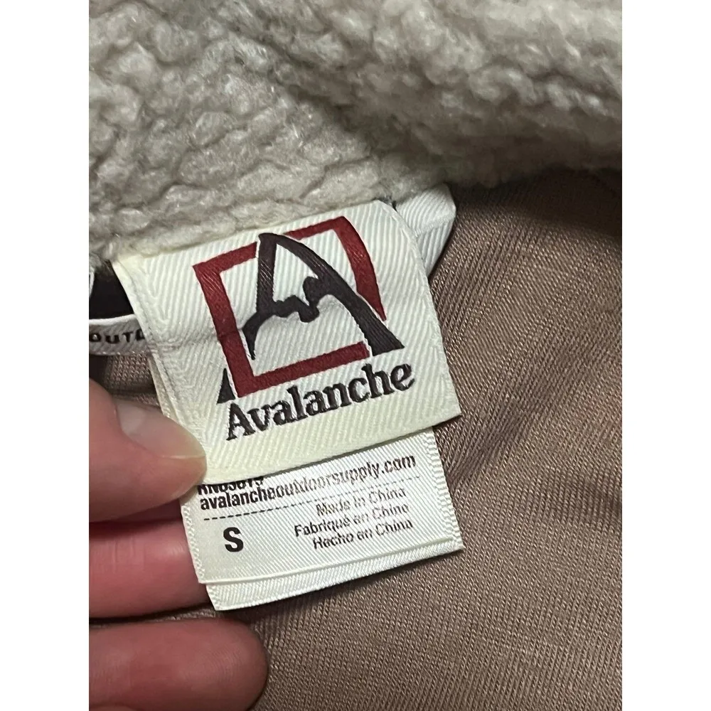 NEW Avalanche Sherpa jacket - Image 4
