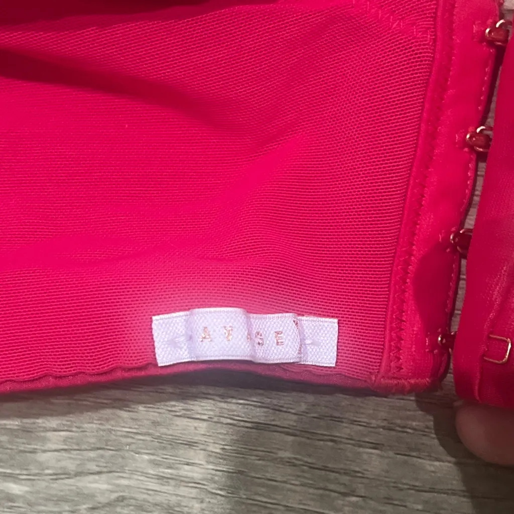 Savage X Fenty Bra Red Size undefined - Image 6