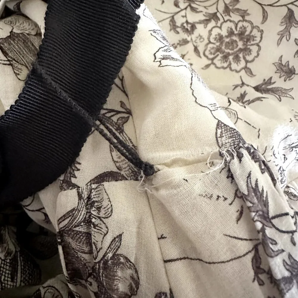 Banana Republic Silk Dress Floral Print Front Tie Sleeveless Deep V-Neck White 2 - Image 2