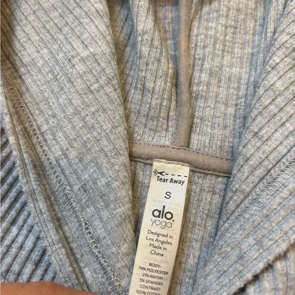 Alo Yoga Grey Muse Hoodie - Image 4