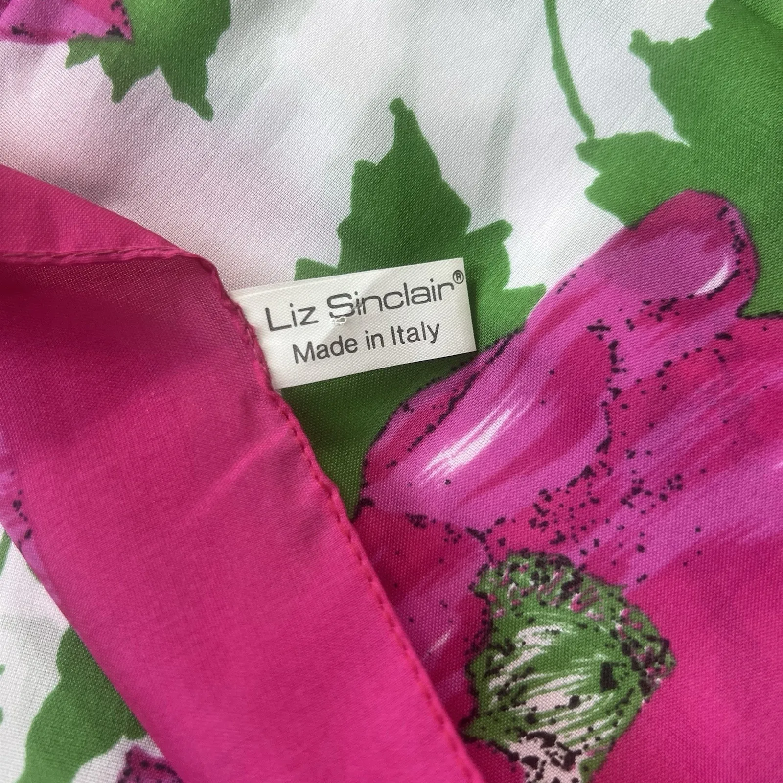 Liz Sinclair‎ scarf Roses Floral 30x30 Pink Italy - Image 3