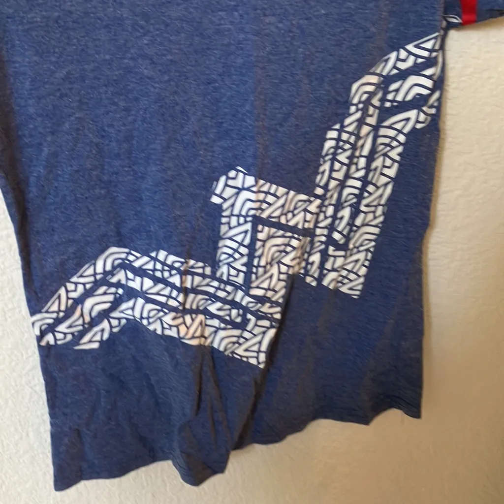 FINAL MARKDOWN Junior Wonder Woman tee medium Size undefined - Image 2