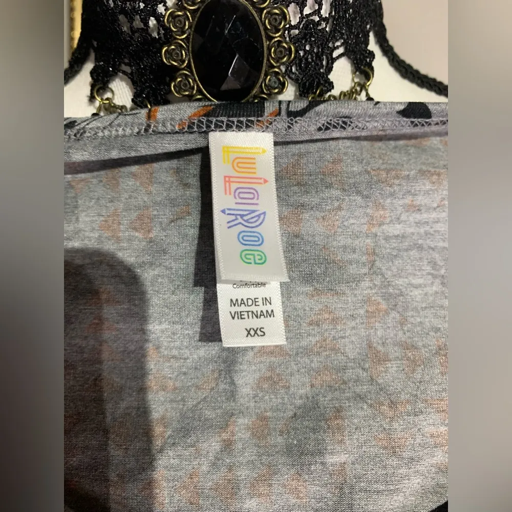 Lularoe Classic T Disney Minnie Mouse Top - Image 8