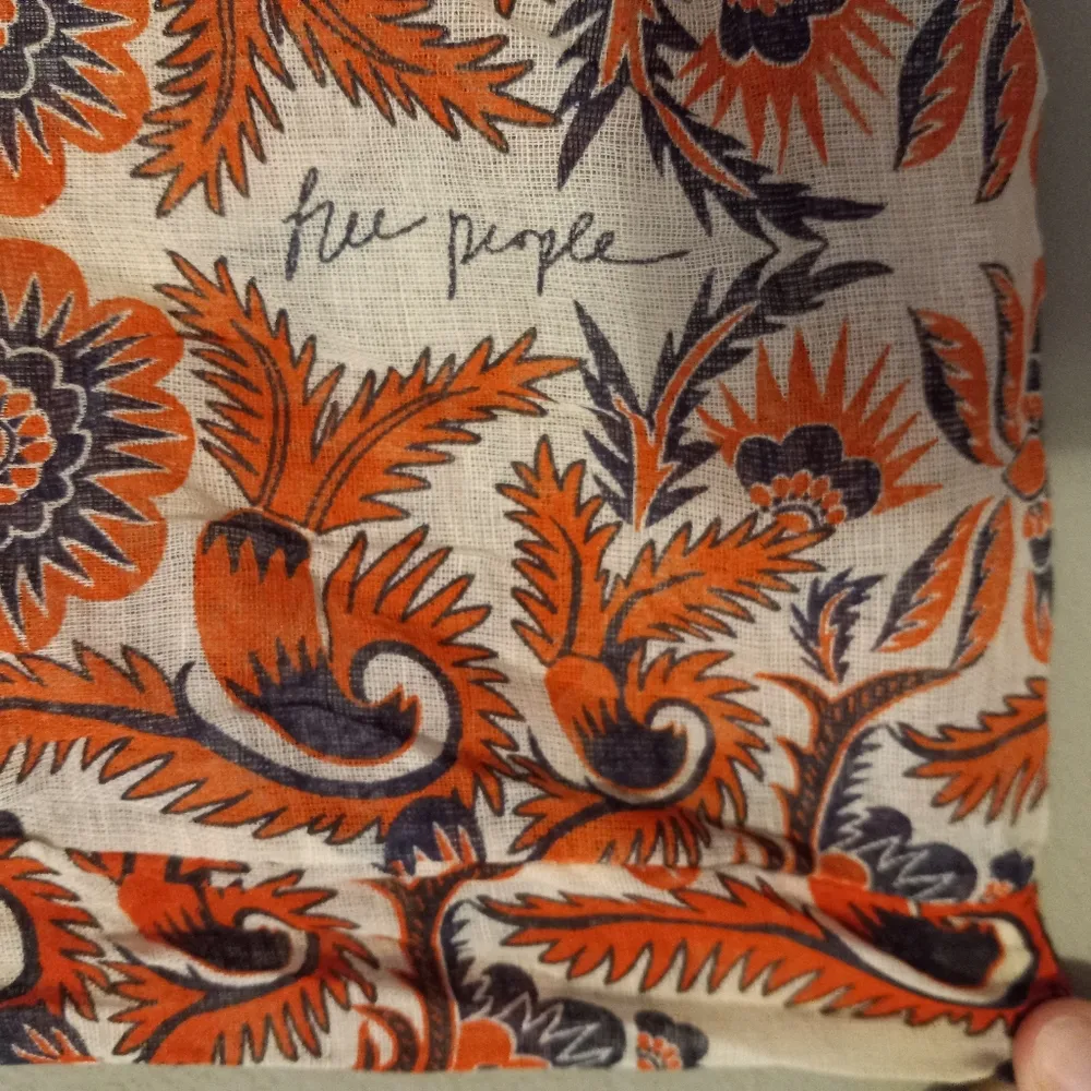 Free People M 15x15 Cotton Muslin Fall Floral Logo Boho Shoulder Bag - Image 2