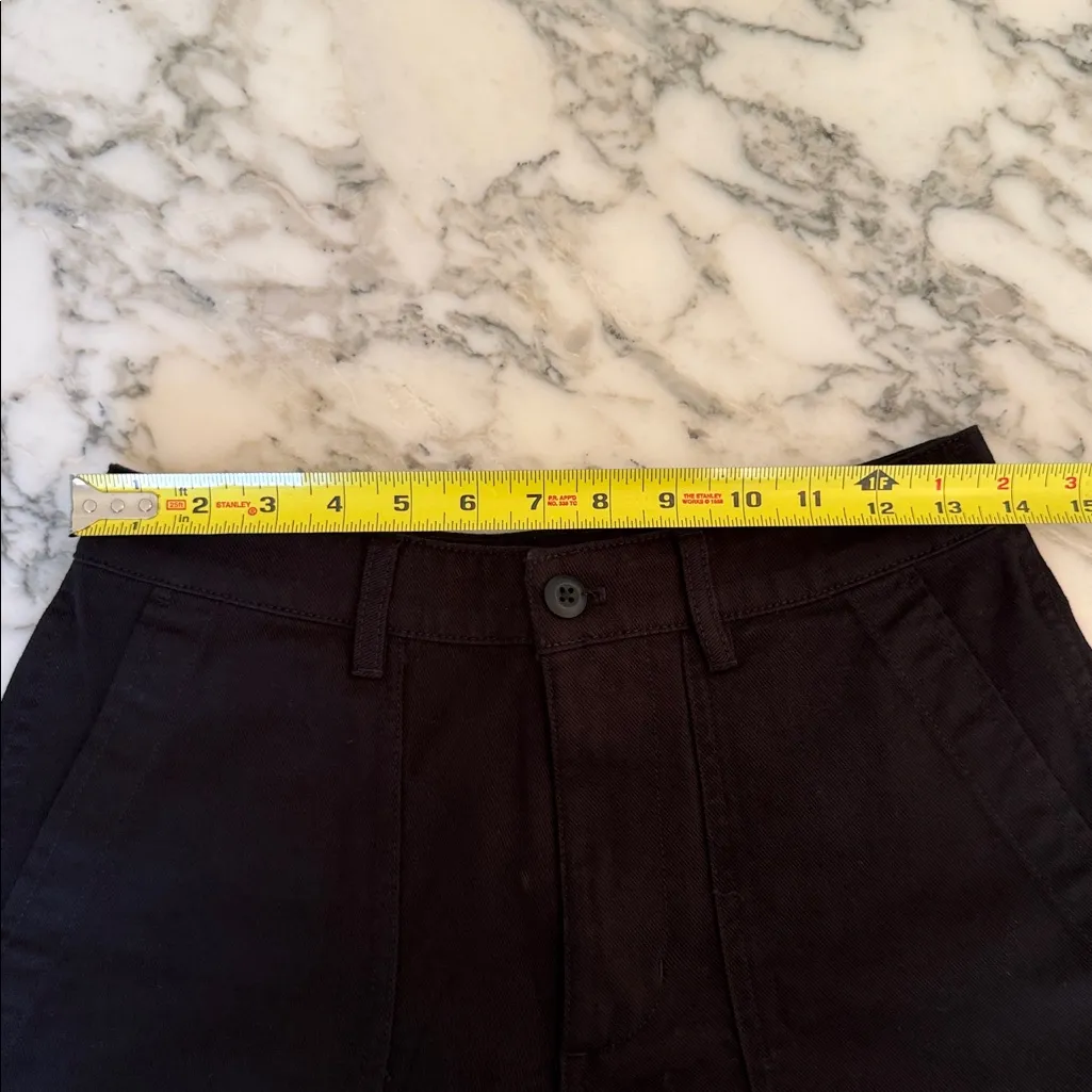 NWOT Quince Black Organic Stretch Cotton Twill Utility Shorts Sz 6 Inseam 4” - Image 8