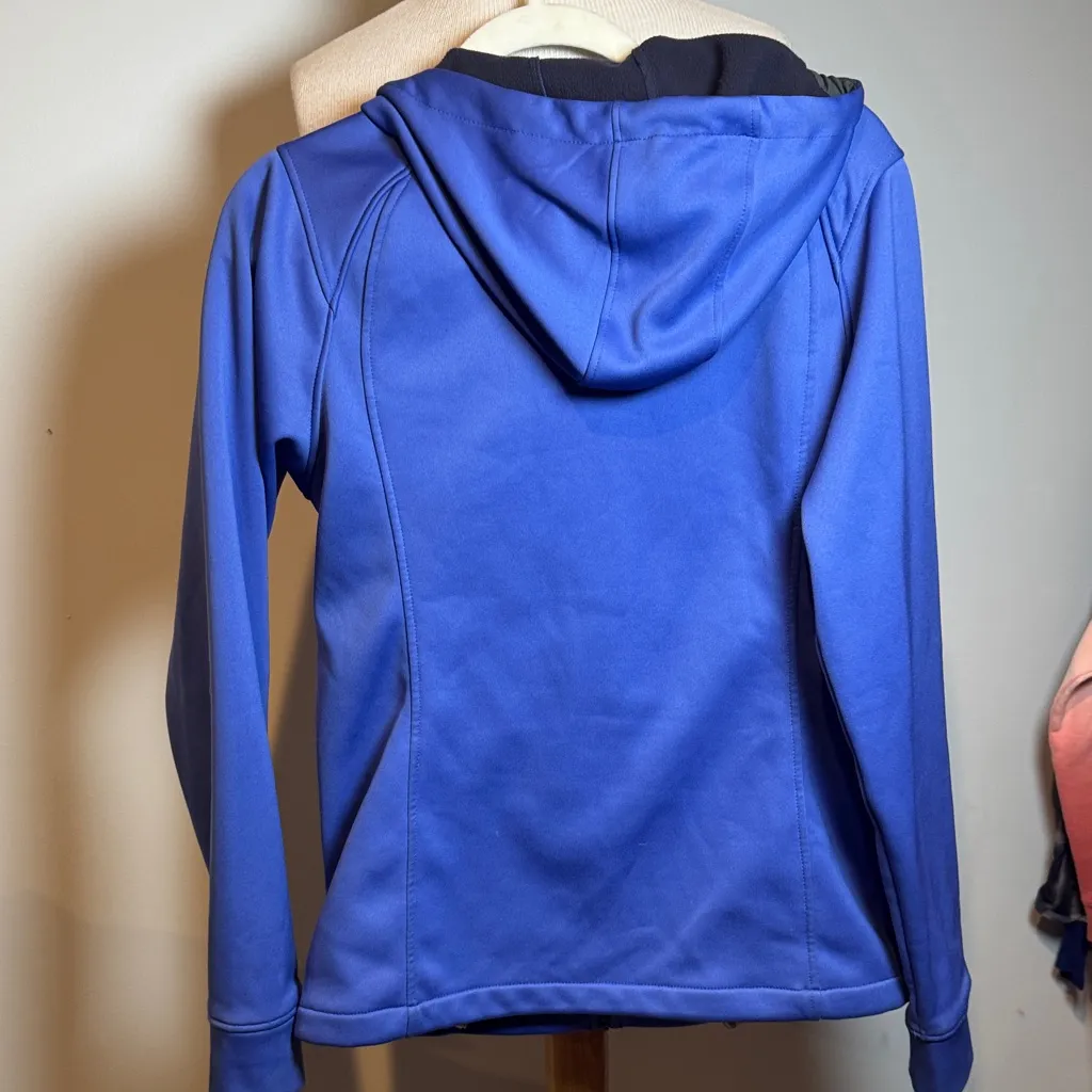 Patagonia Blue Women's zip up Jacket - Image 5