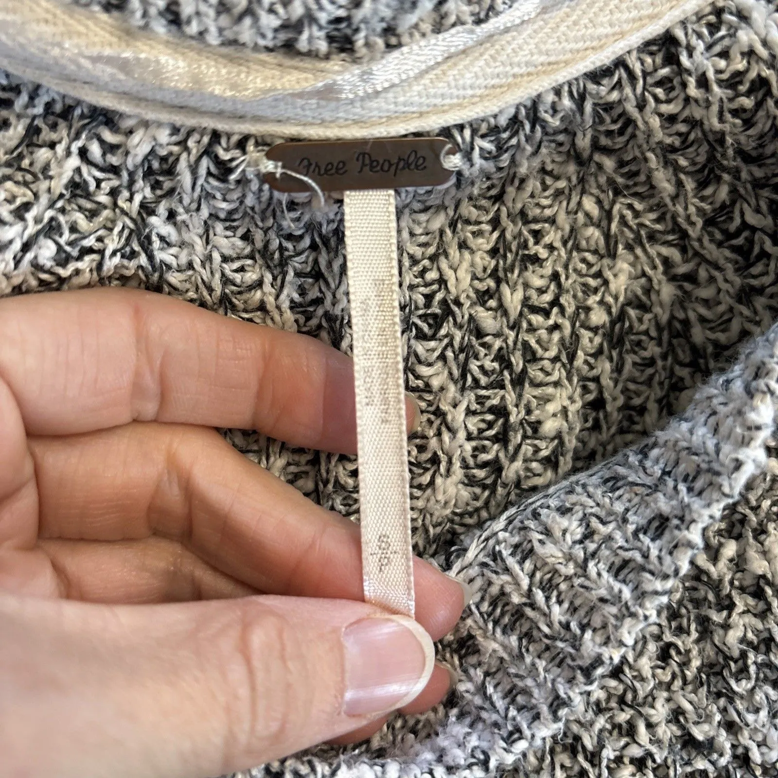 Free People Womens Pullover Sweater Gray Black Marled Scoop Neck Small - Image 4