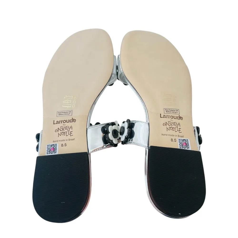 Larroudé x Gabriela Noelle Blossom Sandal In Silver Black and White Acrylic Size 8.5 - Image 7