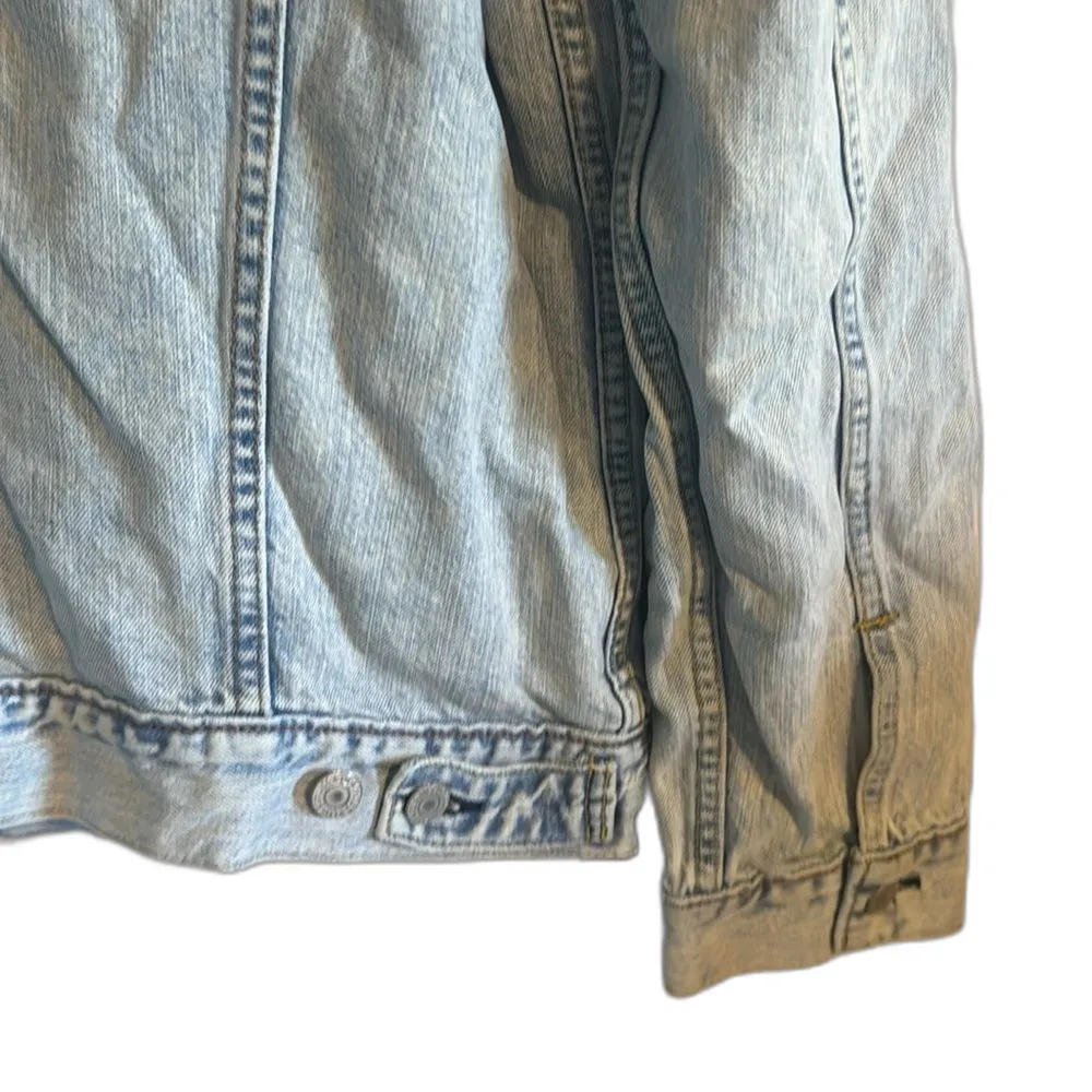 Levi's Mens Trucker Jacket Denim Pretty City Light Wash Cotton Button Up XL - Image 9