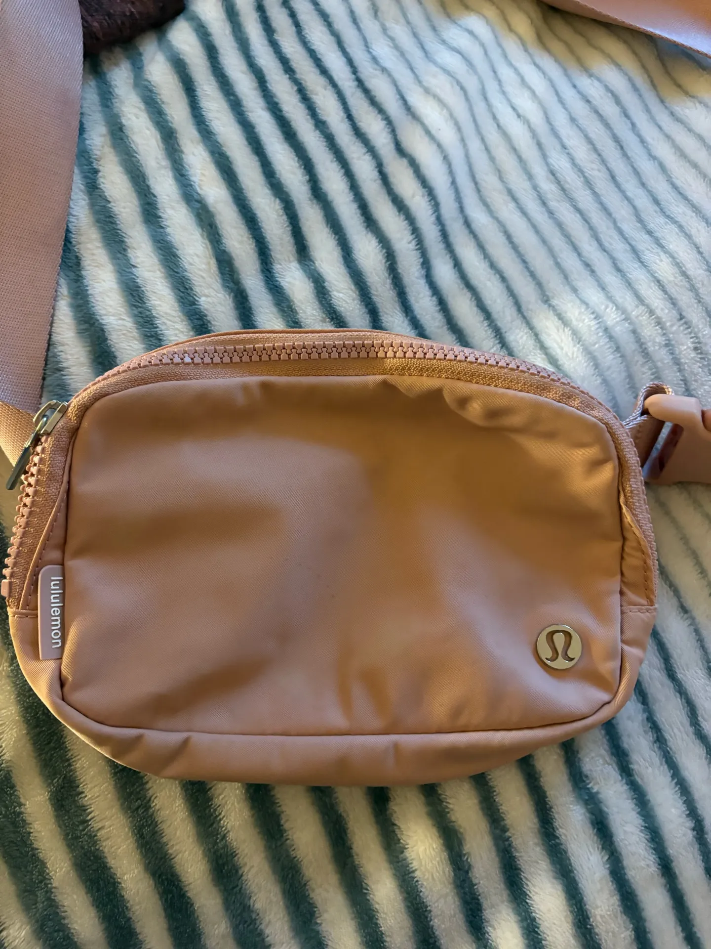 Lululemon belt bag - Image 5