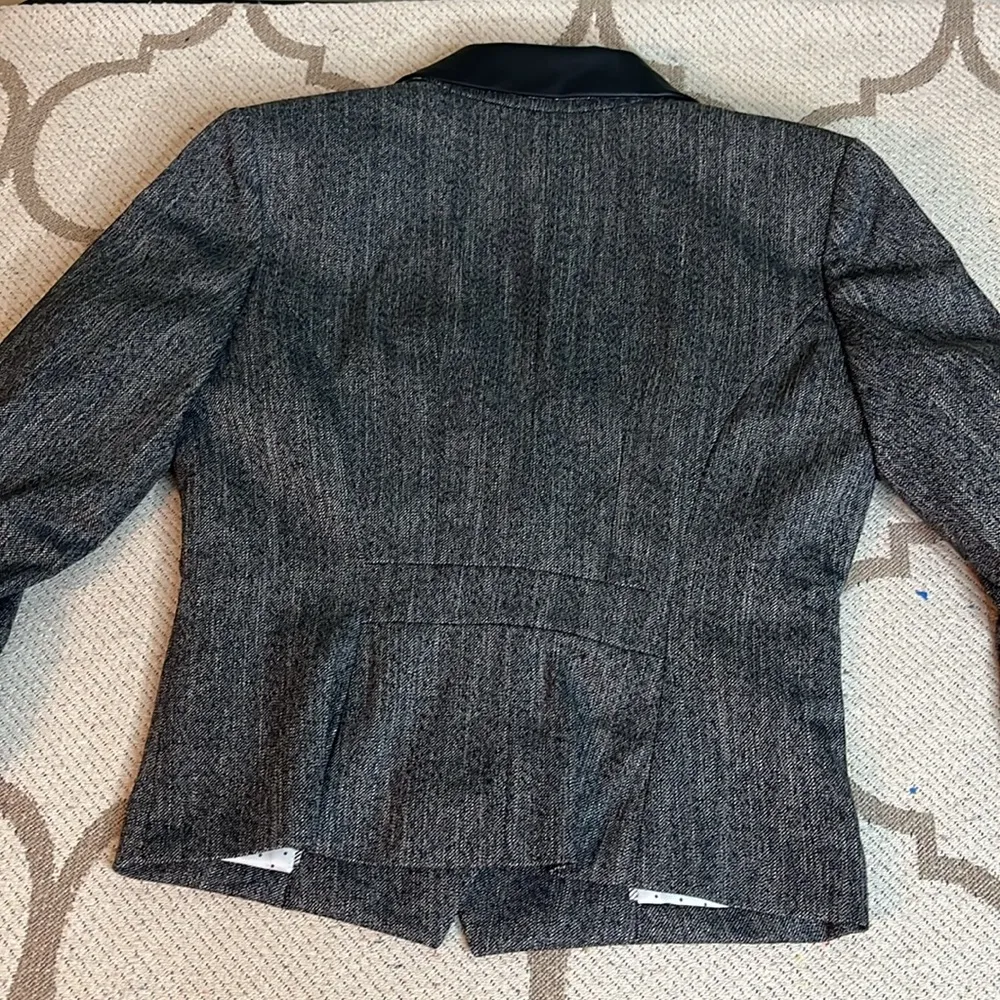 Express faux leather collar ruched sleeves front pockets blazer - Image 11