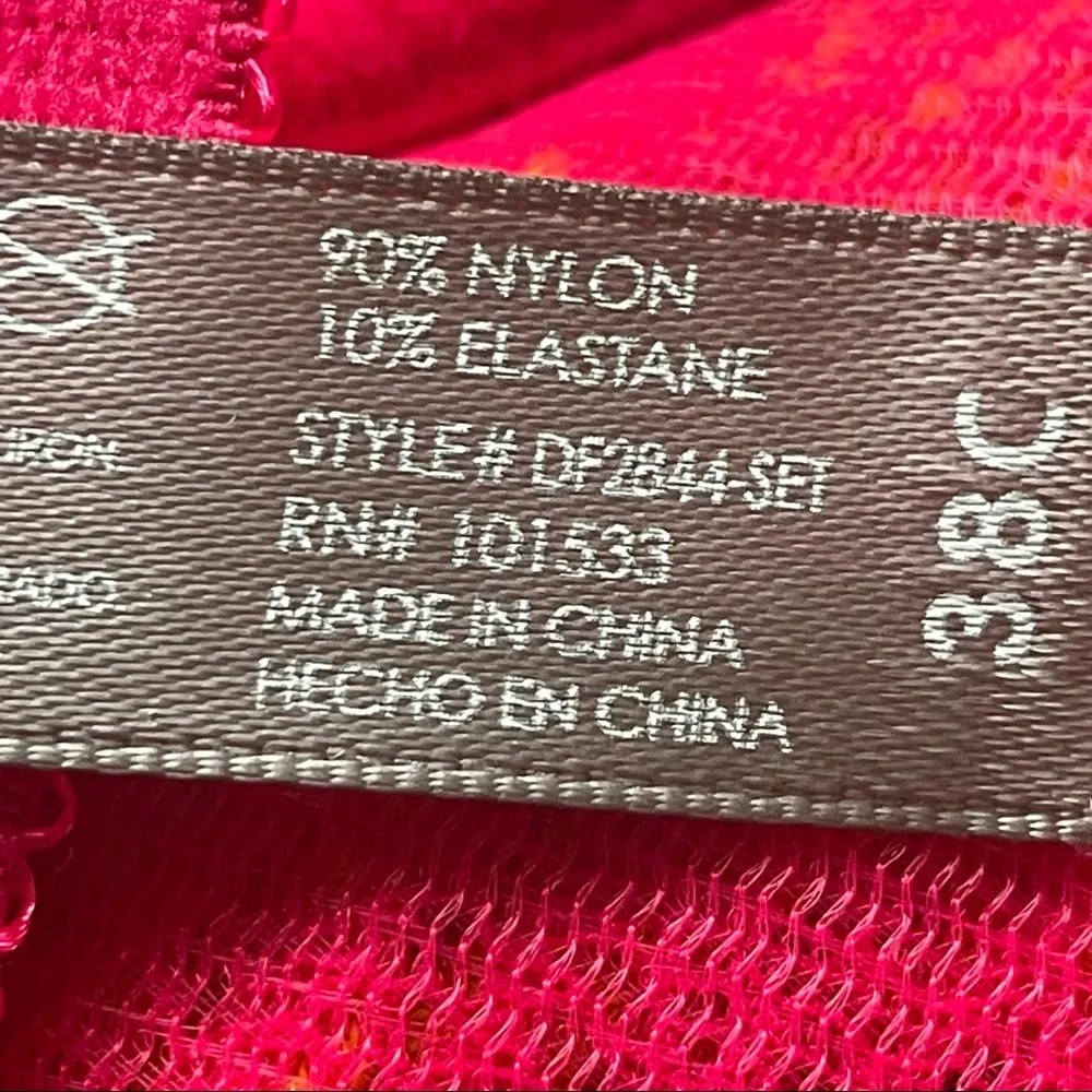 Daisy Fuentes  lace push up bra - Image 5