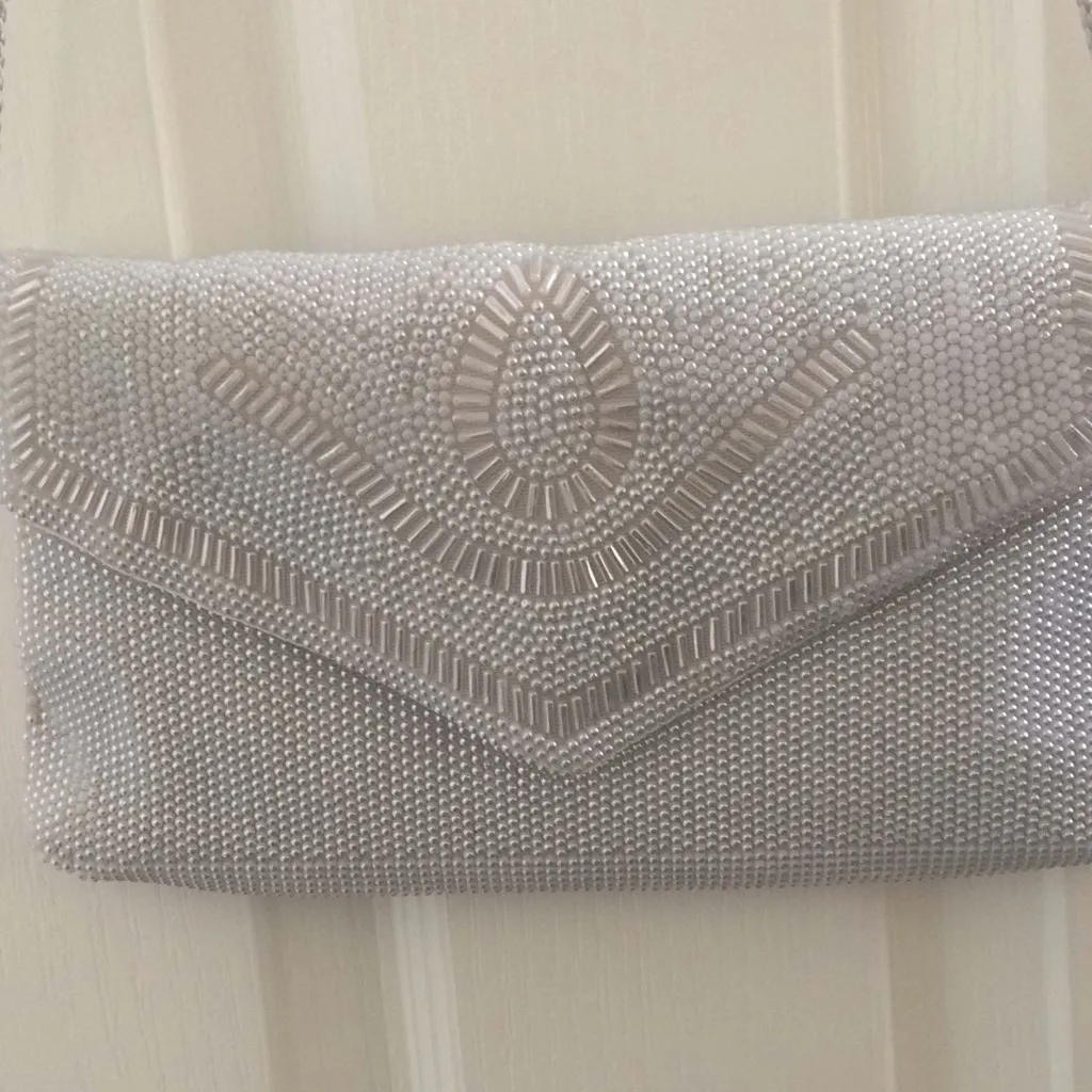 FINAL MARKDOWN Lovely ladies evening purse - Image 2