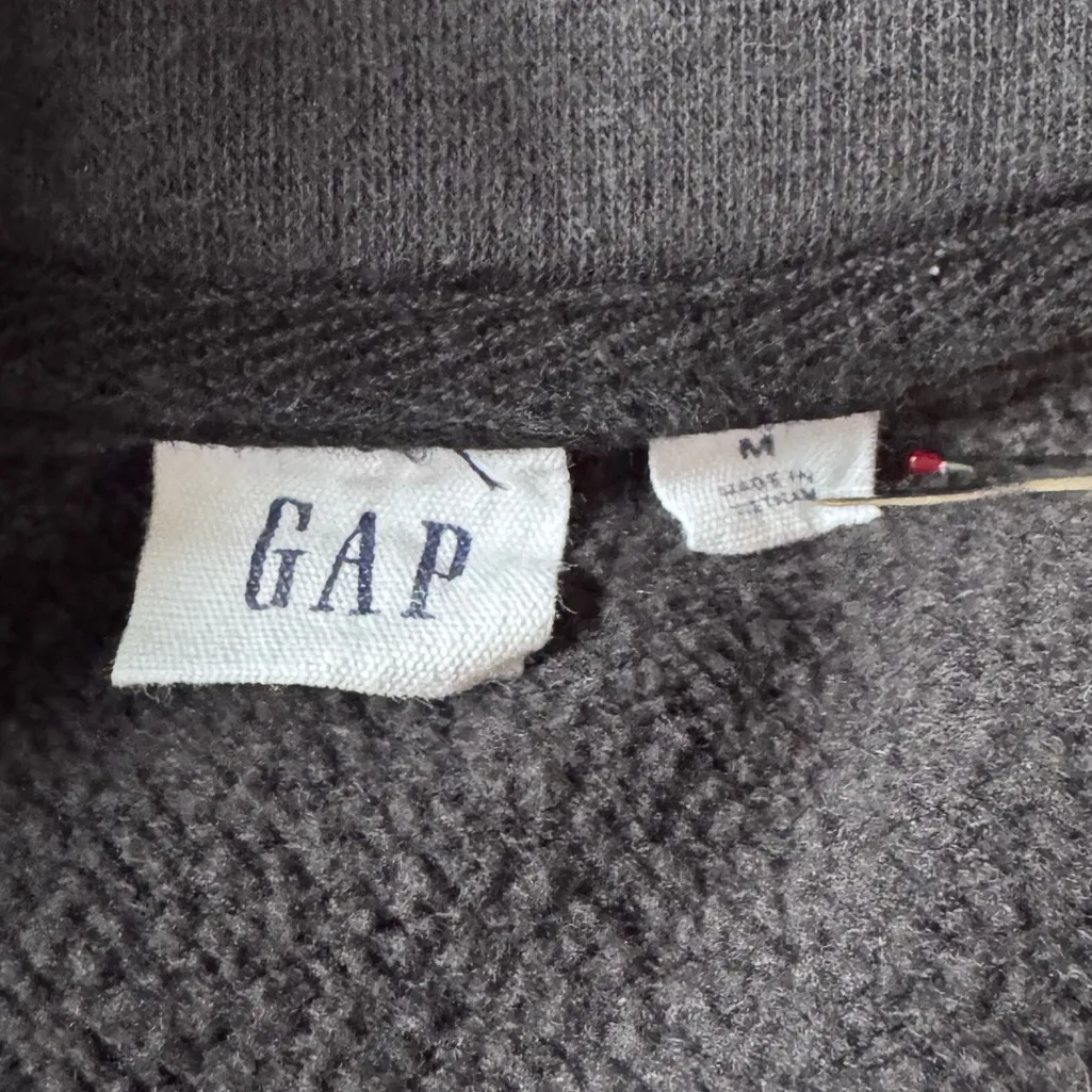 GapFit Black Half-Zip Pullover Size M - Image 4