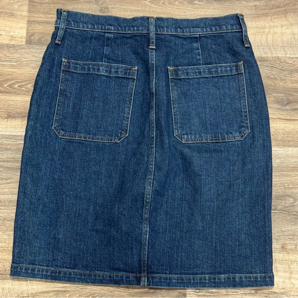 J Crew Button Down Denim Knee Length Skirt Women’s 30 - Image 4