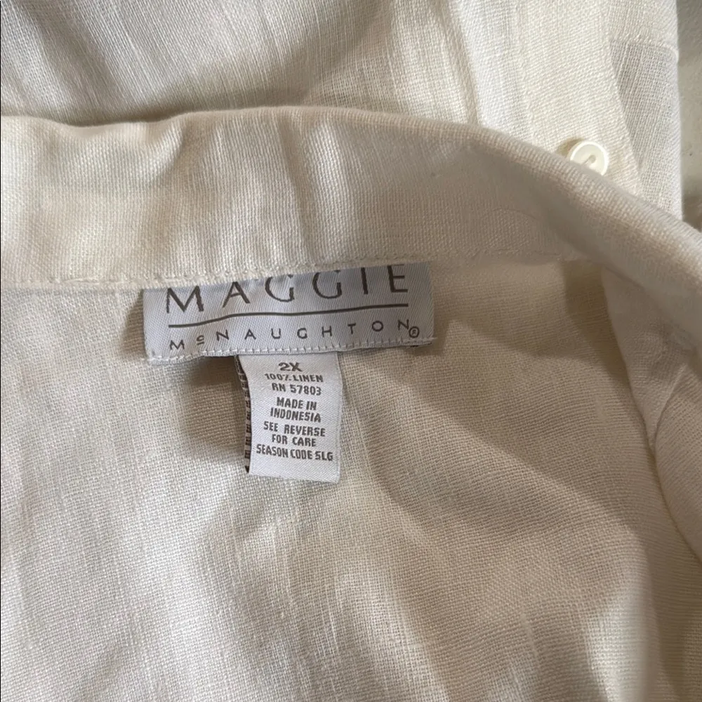 Classic White Button - Image 6