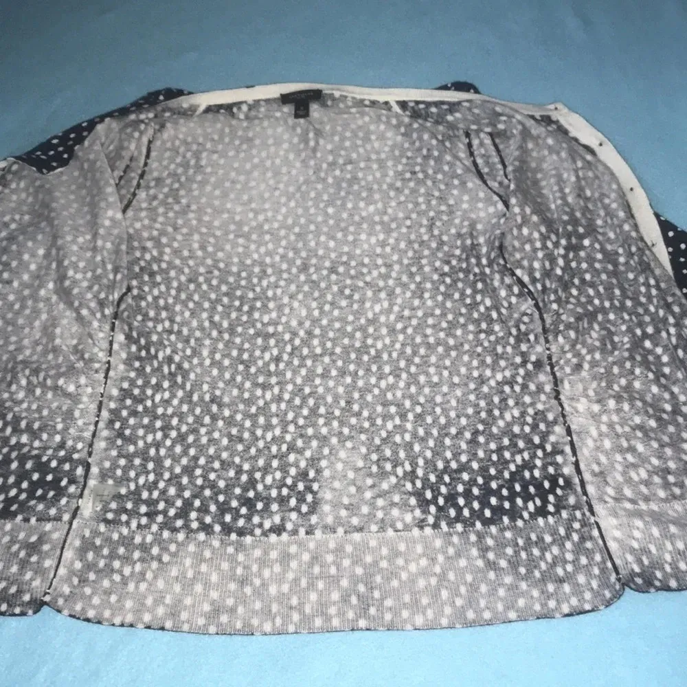 ANN TAYLOR silk blend long sleeve button up dark navy lightweight sweater size S - Image 5