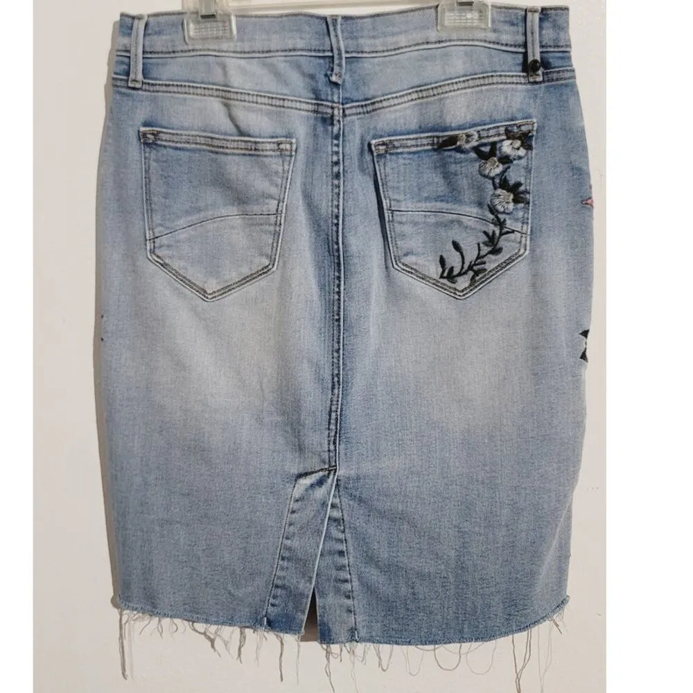 Driftwood Skylar Distressed Floral Embroidered Denim Skirt Blue 27 - Image 3