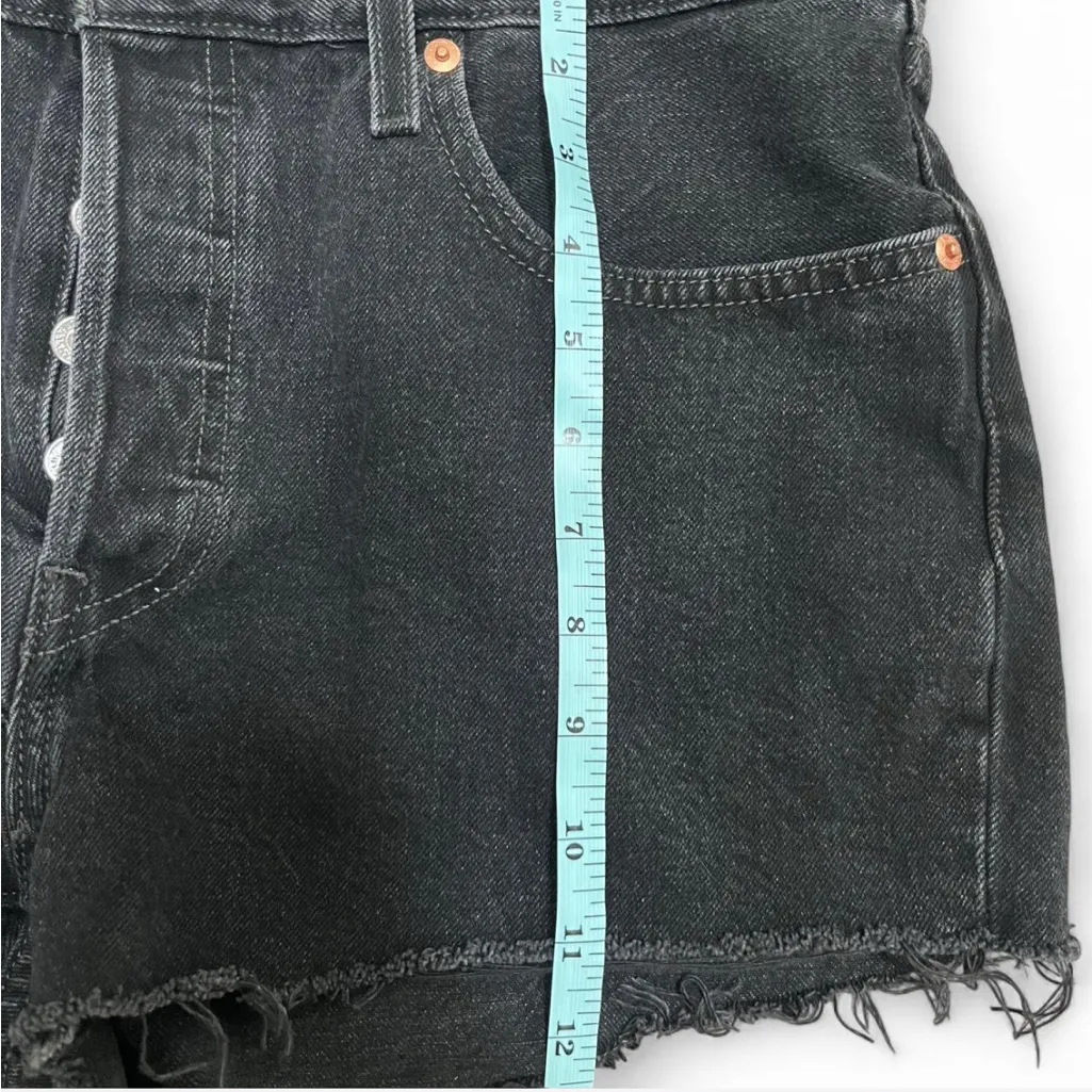 Levi's 501 Cut Off Shorts Black Button Fly Distressed Frayed Hem Women Sz 31 - Image 6