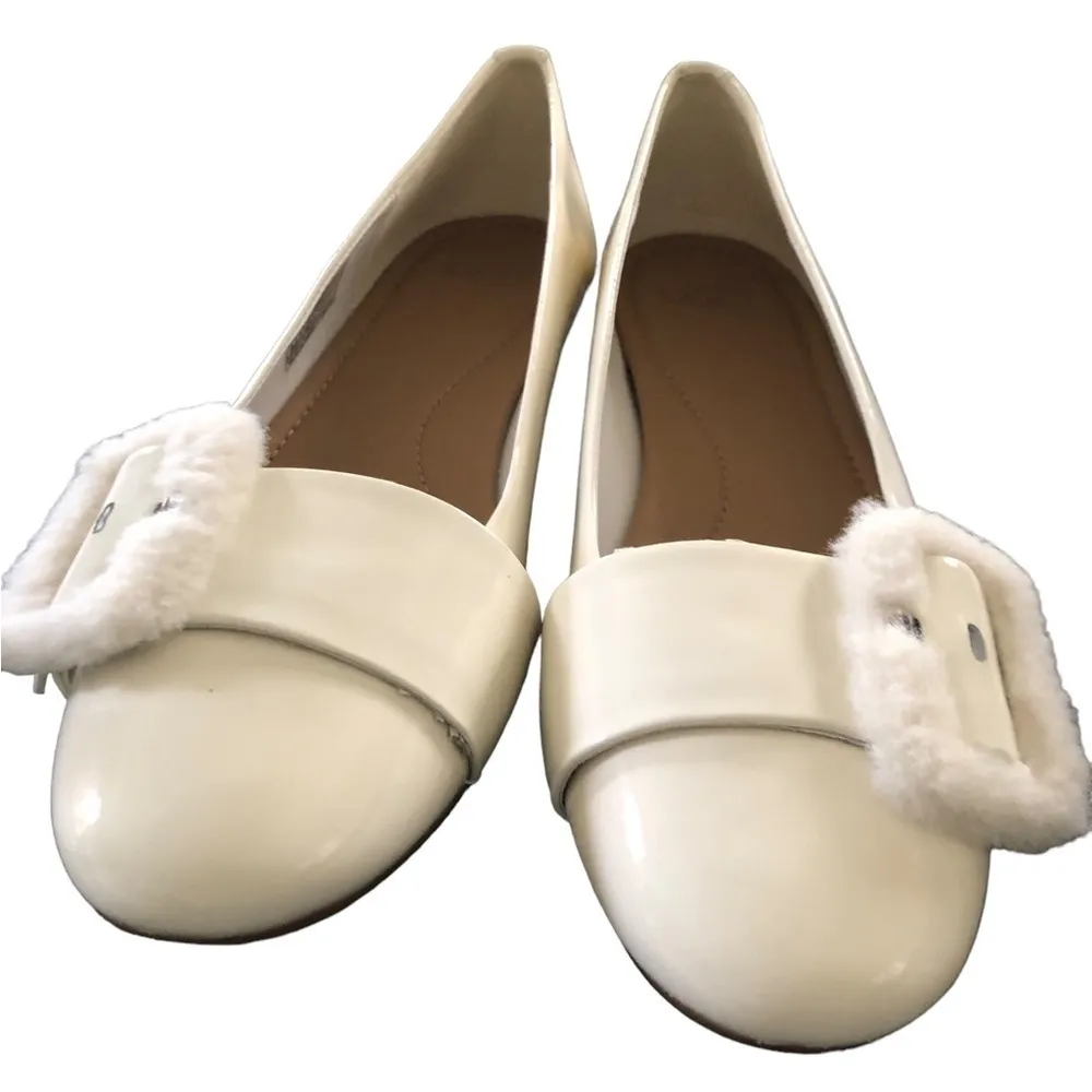 Shoes Jasmine Ivory Patent Leather Faux Fur Buckle Ballet Flats Sz 8 Career - Image 2