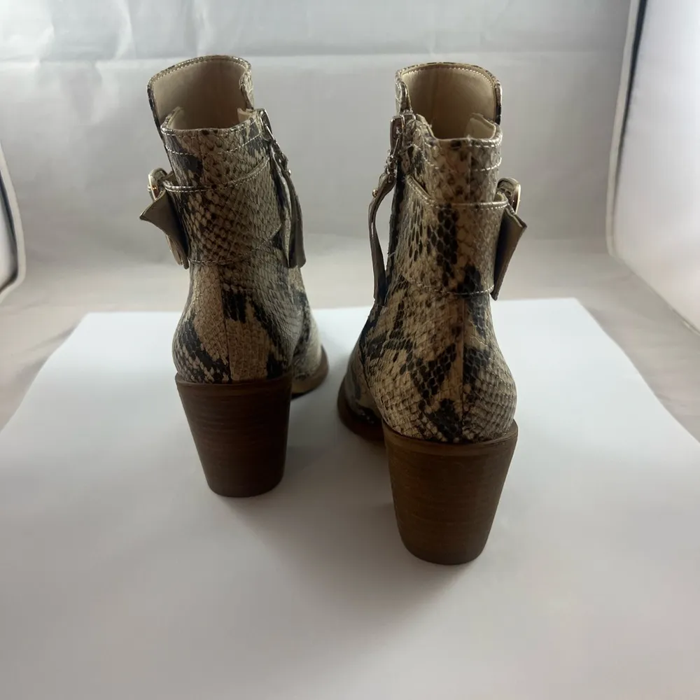 Sam Edelman  Leonia Block Heel Booties - Image 2