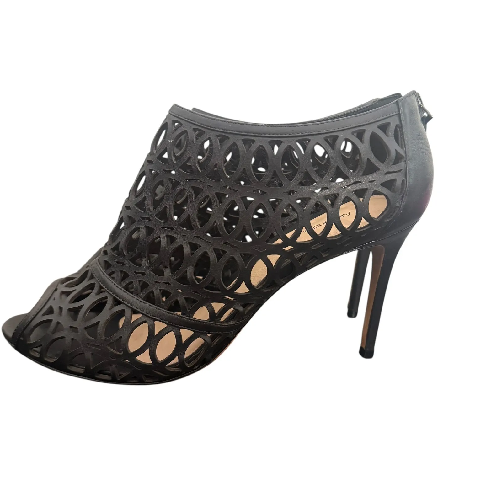 Alexandre Birman Black Leather Cut Out Heels Size 40.5 Laser Cut Peep‎ Toe Shoes - Image 4