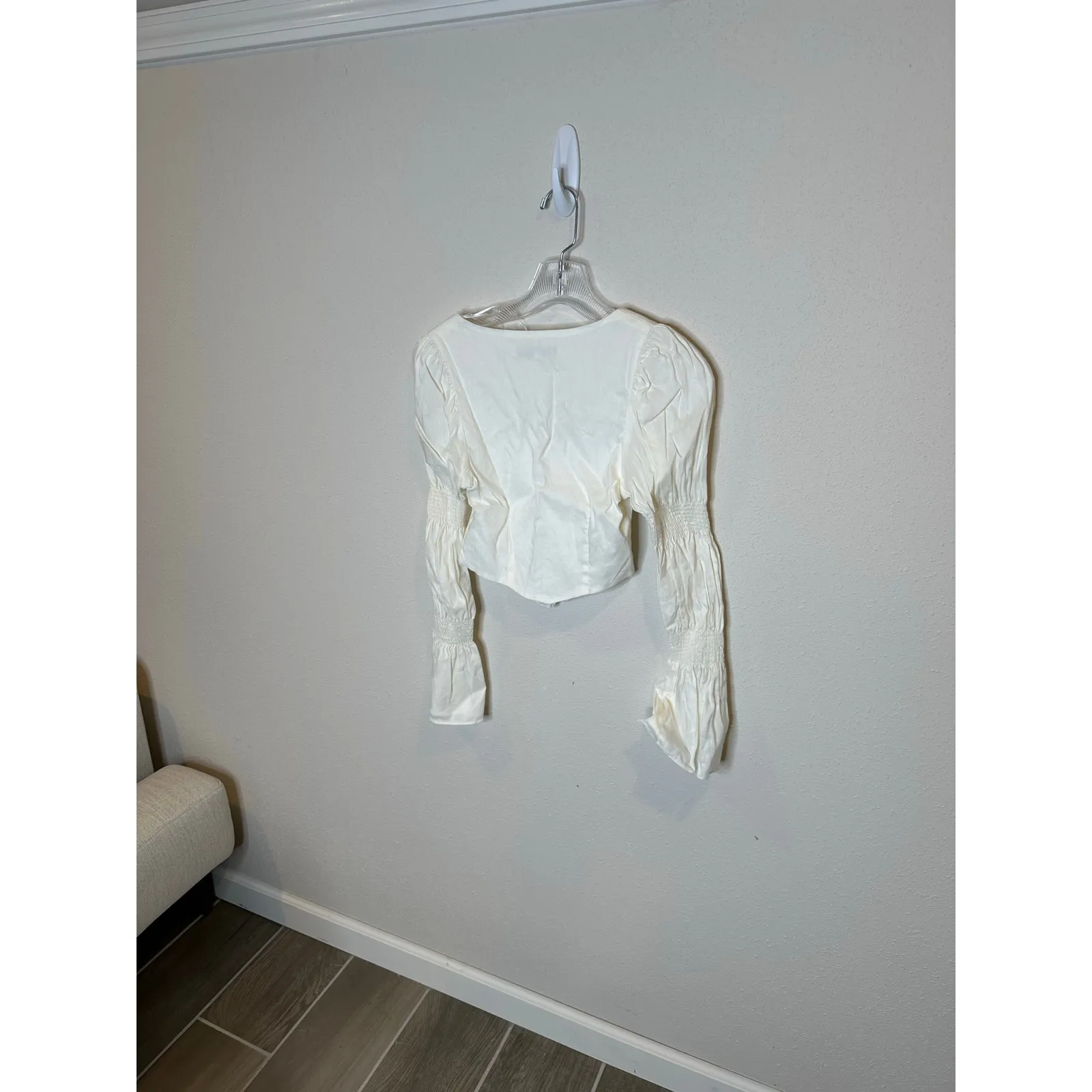 Endless rose cropped bell sleeve top -xs‎ - Image 4