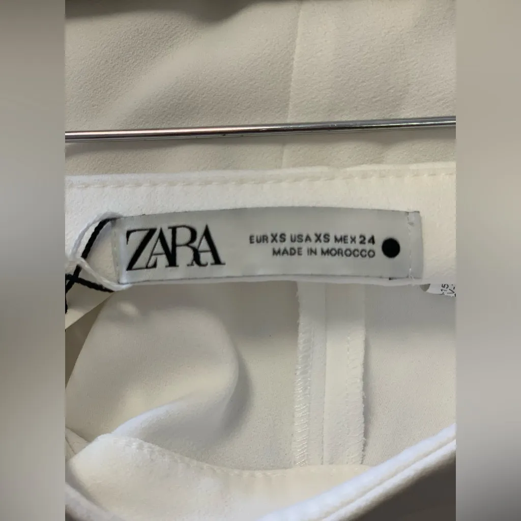 Zara Elegant Flowy Off-white Trousers.   Size-X-Small - Image 4