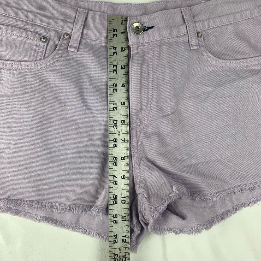 Rag & Bone women's size 30 lilac denim Purple Jean Shorts Raw Hem cut off - Image 8