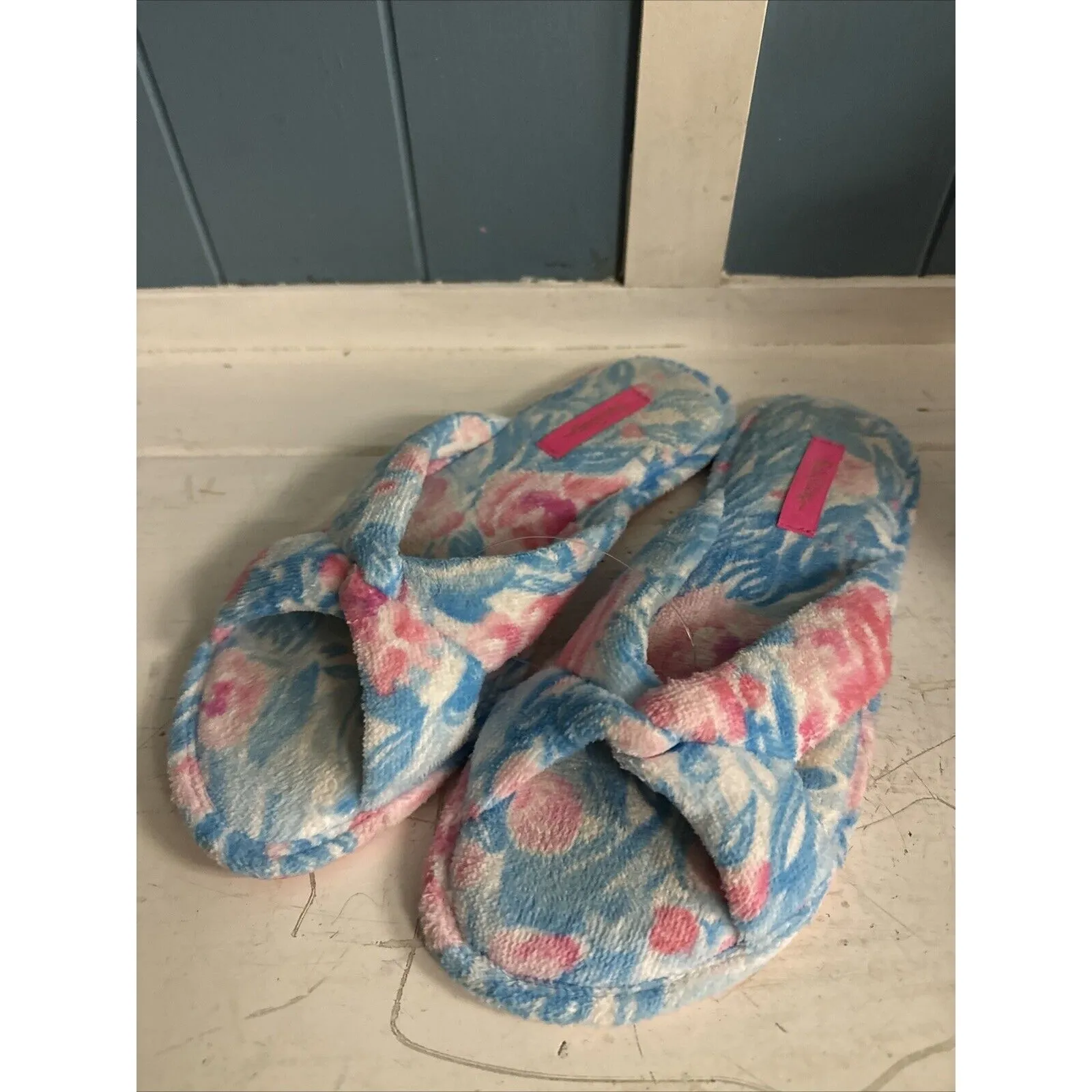 Lilly Pulitzer Bondi‎ Blue My Little Peony Size 7/8 House Slippers Pool Shoes - Image 3