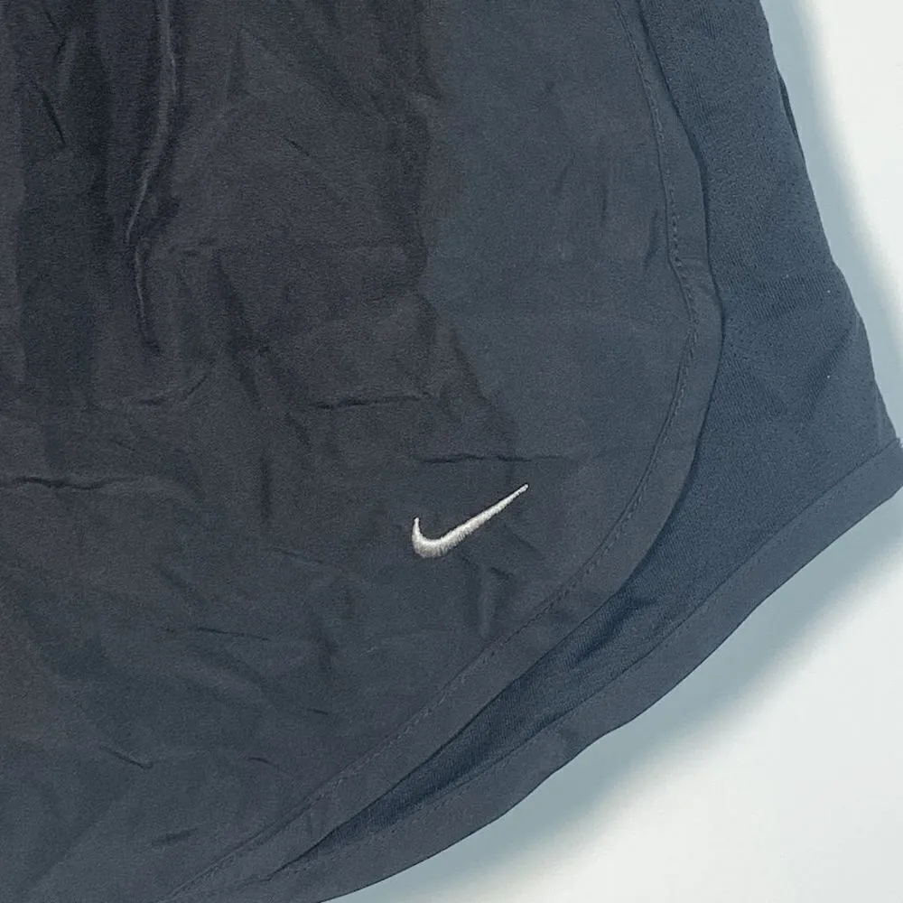 NIKE Running Short Lined Size XS - Image 2
