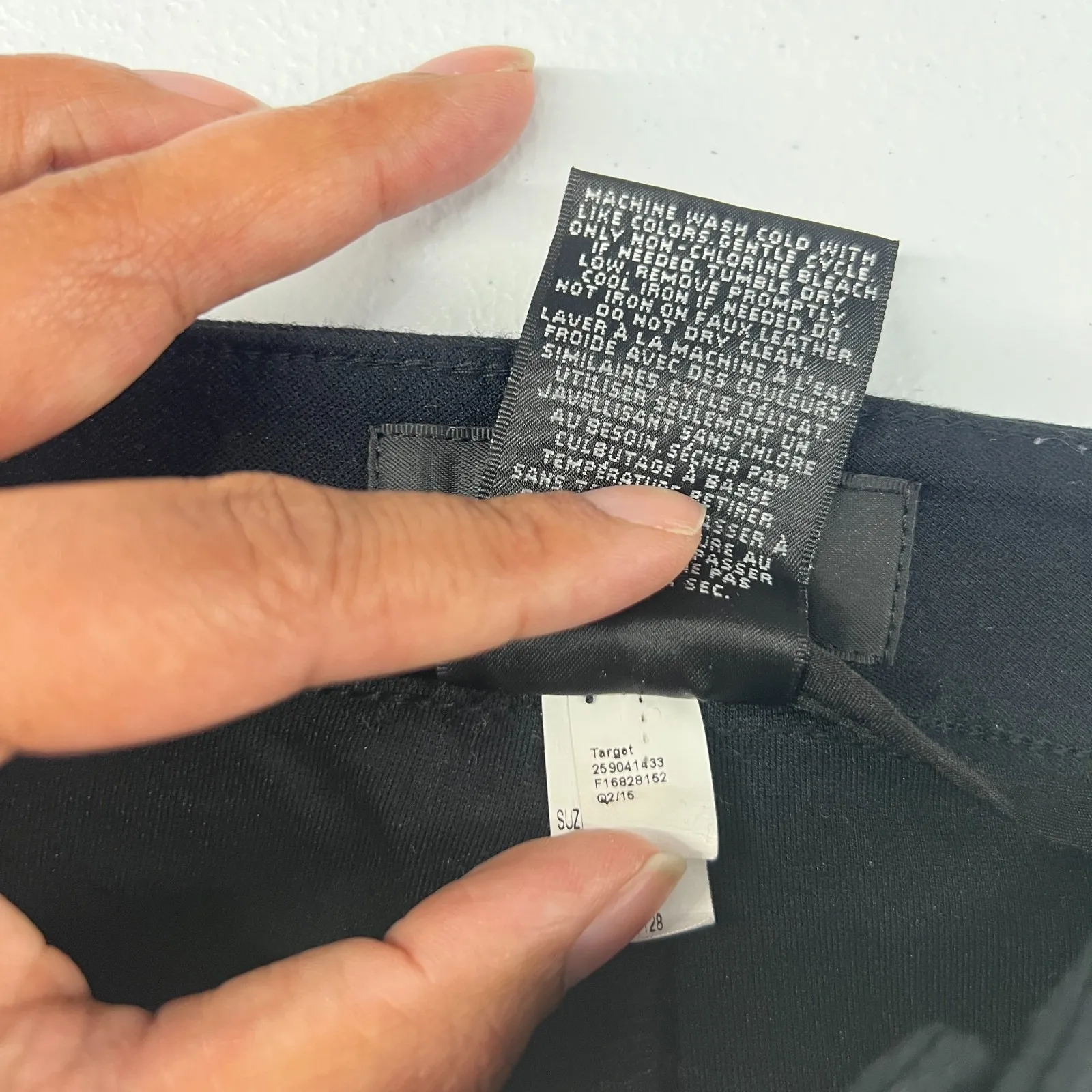 Mossimo Pants Womens 6 Black Stretch Faux Leather Skinny Leg Trendy Low Rise - Image 9