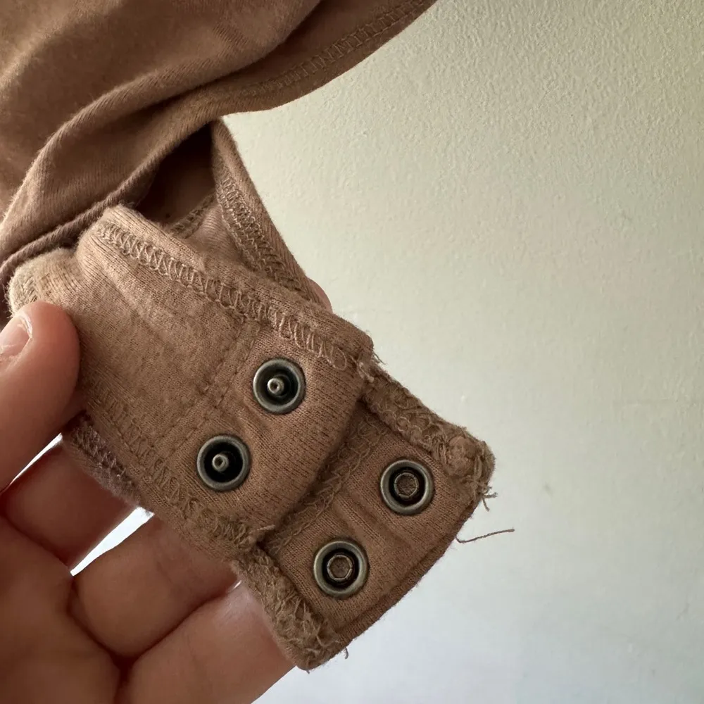 Abercrombie & Fitch Soft A&F Drapey Light Brown Bodysuit - Image 5