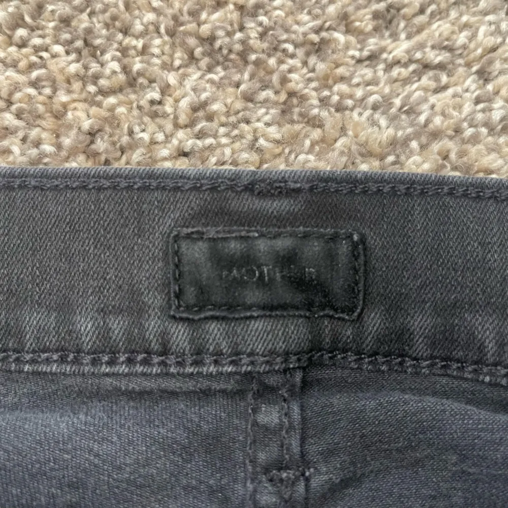 Women’s Mother The Insider Crop Jeans Not Guilty Black Size 26 - Image 2